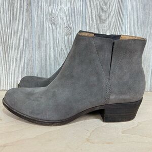 Lucky Brand Benissa Gray Suede Ankle Booties Womens Size 8.5 Stretch Side Shoes